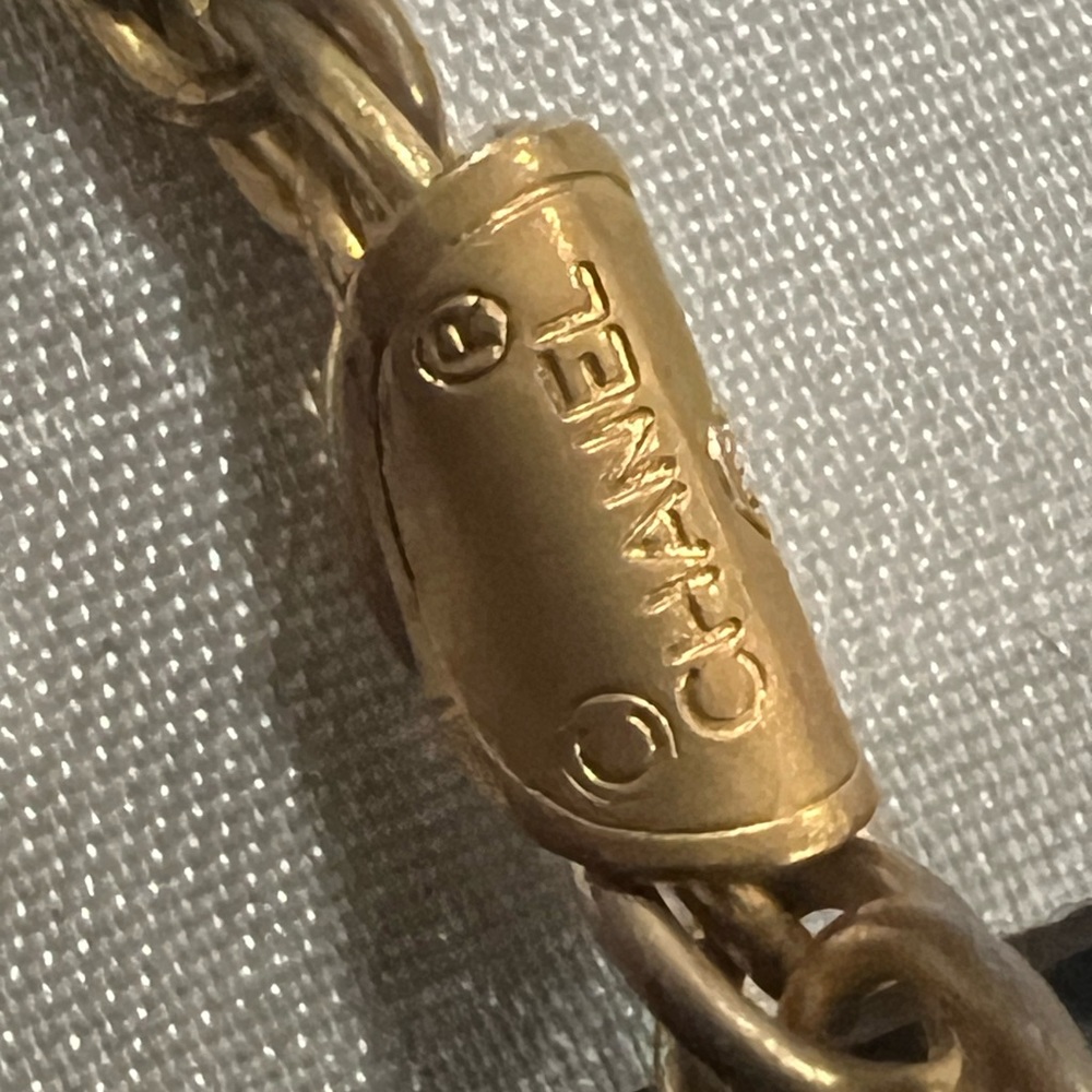 Chanel Vintage 24K gold plated hardware Necklace - Picture 9 of 9